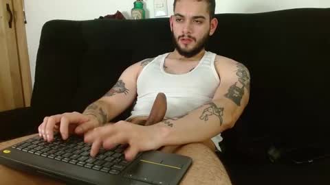 Snapshot of david_franco1 chatting on 09.15.25 Twitter davidsanctum online show from 09.15.25