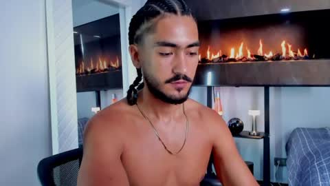 Snapshot of david_johnson372 chatting on 06.29.26 Hey im David that loves to explore and speak their fantasies. Very open talktative and nice. Feel free to chat with me online show from 06.29.26
