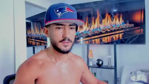 Snapshot of david_johnson372 chatting on 07.12.26 Hey im David that loves to explore and speak their fantasies. Very open talktative and nice. Feel free to chat with me online show from 07.12.26