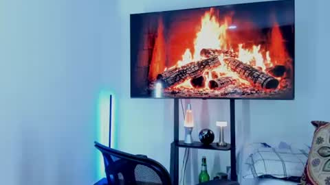Snapshot of david_johnson372 chatting on 07.16.26 Hey im David that loves to explore and speak their fantasies. Very open talktative and nice. Feel free to chat with me online show from 07.16.26