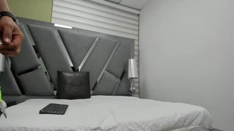 david_victoriaa online show from 05.27.26