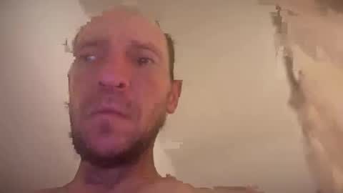 Snapshot of davidcav240 chatting on 10.19.25 davidcav240 online show from 10.19.25