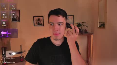Snapshot of davidosoriox chatting on 07.03.26 David Osorio online show from 07.03.26