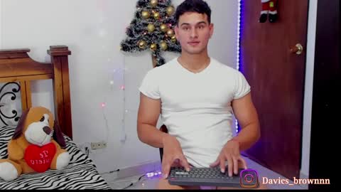Snapshot of davies_brown chatting on 12.06.24 Davies brown schedule 12pm to 5pm col time online show from 12.06.24