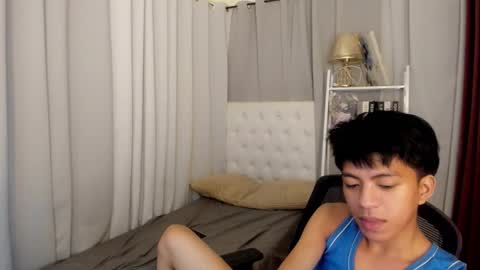 Snapshot of davincihugecock chatting on 03.03.26 daniel online show from 03.03.26