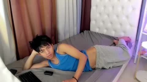 Snapshot of davincihugecock chatting on 04.15.26 daniel online show from 04.15.26