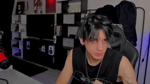 Snapshot of davisross chatting on 02.23.26 davis online show from 02.23.26