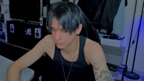 davis online show from 04.29.26