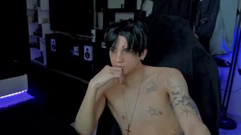 davis online show from 05.18.26