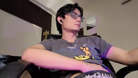 Snapshot of davoxer chatting on 06.20.26 davoxer online show from 06.20.26