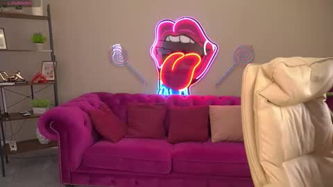 DawnGwin      Sasha online show from 03.17.26