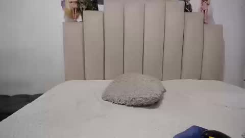 Snapshot of dayanats15 chatting on 10.16.25 instagram catherin dayana reina online show from 10.16.25