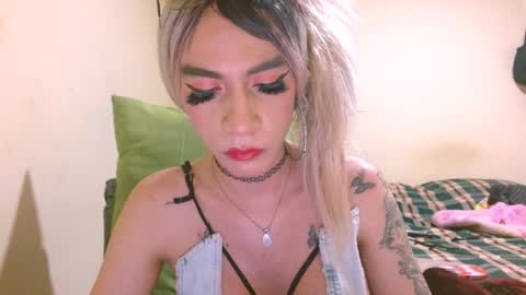 dayanna_01_ online show from 12.27.24