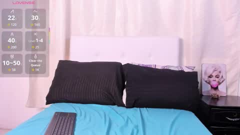 Snapshot of daye_sky chatting on 11.04.25 Daye sky online show from 11.04.25