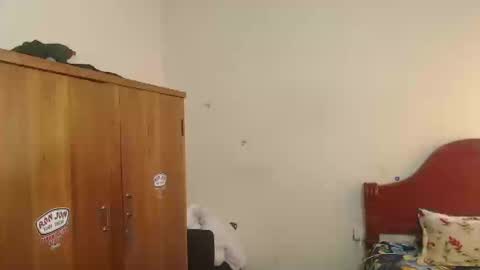 Snapshot of daylon_brown_ chatting on 09.16.25 Dylon online show from 09.16.25