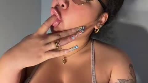 dayqueen1 online show from 06.30.26