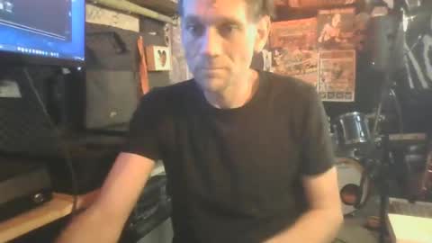 Snapshot of daze592268 chatting on 06.16.26 daze592268 online show from 06.16.26