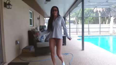 Snapshot of dazeydo chatting on 12.18.25 Dazey online show from 12.18.25