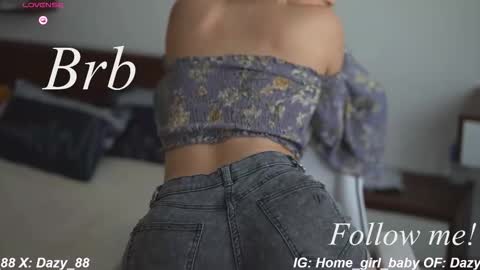 Snapshot of dazy_88 chatting on 10.09.25 Dazy My Fansly online show from 10.09.25