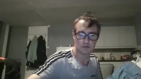 Dazzill online show from 10.18.25