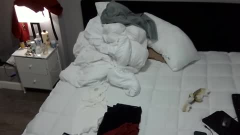 DCrush online show from 02.28.25