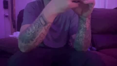 dcwells1992 online show from 10.28.25