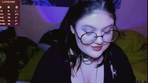 Luna online show from 12.18.25