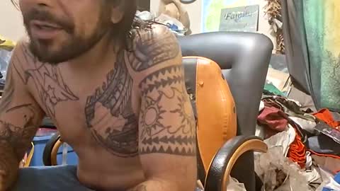 deadbirdink8o8 online show from 04.01.26