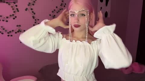 Maggie online show from 05.21.26