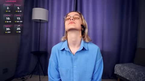 Charlie 18yo online show from 09.16.25