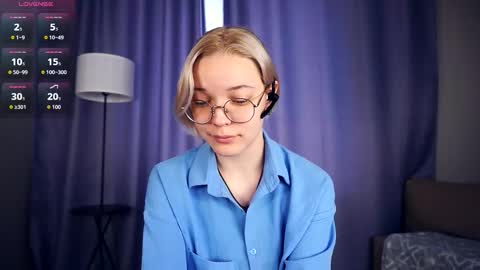 Charlie 18yo online show from 09.27.25