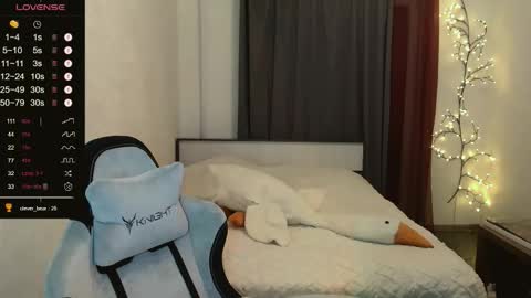 dear_helga online show from 09.19.25