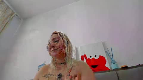 Debbie Mon Tue Fri Sun Sat GMT 3 1000am - 0400pm  online show from 02.14.25