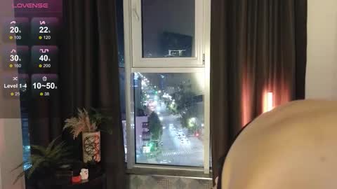 Snapshot of debihenks chatting on 10.30.25 Eva online show from 10.30.25