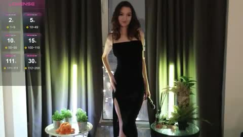 Snapshot of debihenks chatting on 11.26.25 Eva online show from 11.26.25