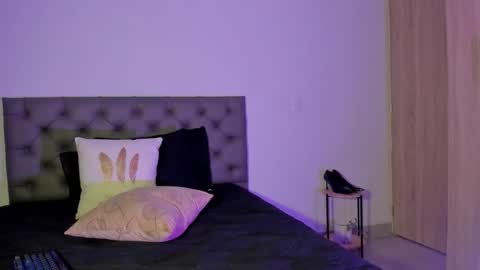 Snapshot of deborah_collins1 chatting on 11.21.25 deborah_collins1 online show from 11.21.25