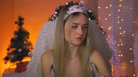 Debora online show from 12.19.25