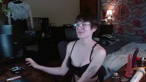 decemberholiday online show from 07.14.26