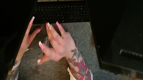 Snapshot of deeliah chatting on 10.05.25 Deeliah online show from 10.05.25