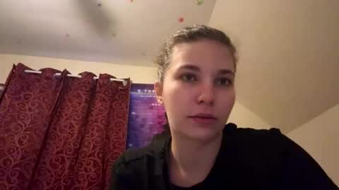 deepthroatqueen33 online show from 03.12.26