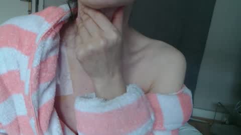 Snapshot of deessedivine chatting on 10.24.25 KamiDevi online show from 10.24.25