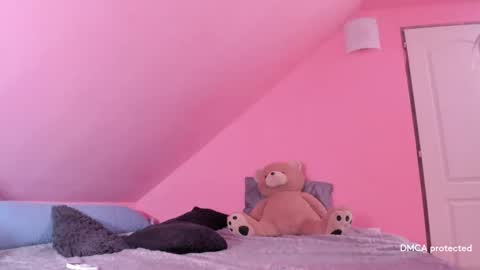 Deessert online show from 01.17.25