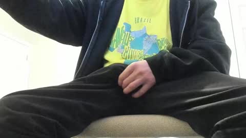 Snapshot of deeznutz343 chatting on 02.18.25 Deez Nutz online show from 02.18.25