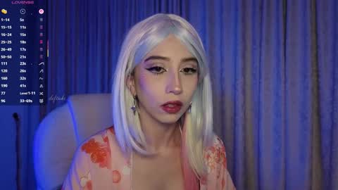 Stephanie.e  online show from 09.09.25