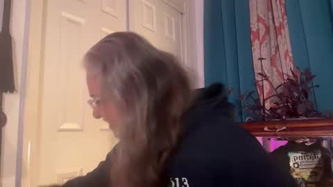 Tori online show from 12.03.25