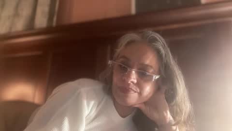 Tori online show from 01.18.26