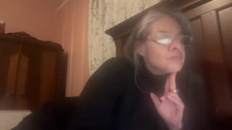 Tori online show from 02.24.26