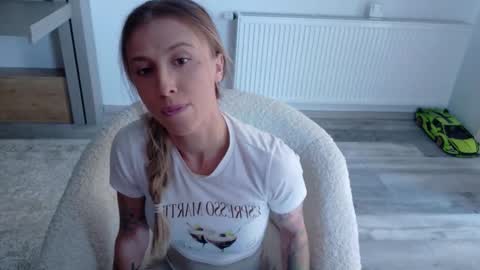 Di online show from 11.21.25