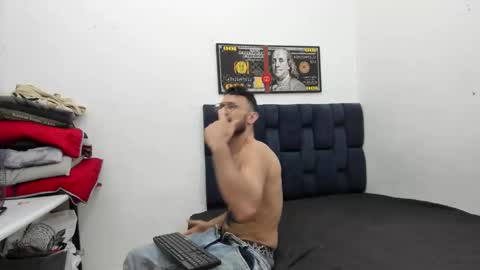 Snapshot of deilnal_zafiro chatting on 11.28.25 deilnal_zafiro online show from 11.28.25