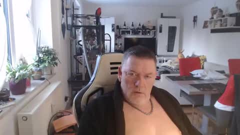 deinprinz2312 online show from 01.04.25